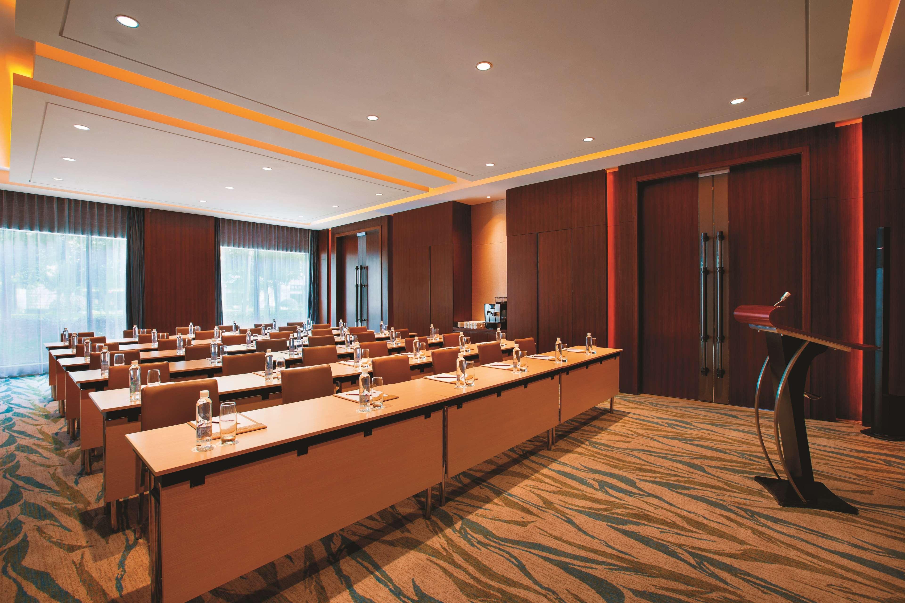 Hilton Garden Inn Lijiang Lijiang  Exterior foto